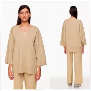 Aritzia Wilfred Free Souvenir Sweater Heather Taupe V Neck 3/4 Sleeve Oversized